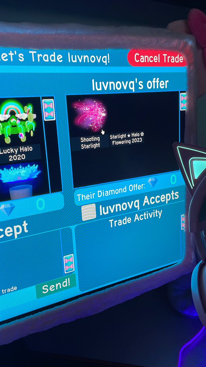 Royale Luna tweet media