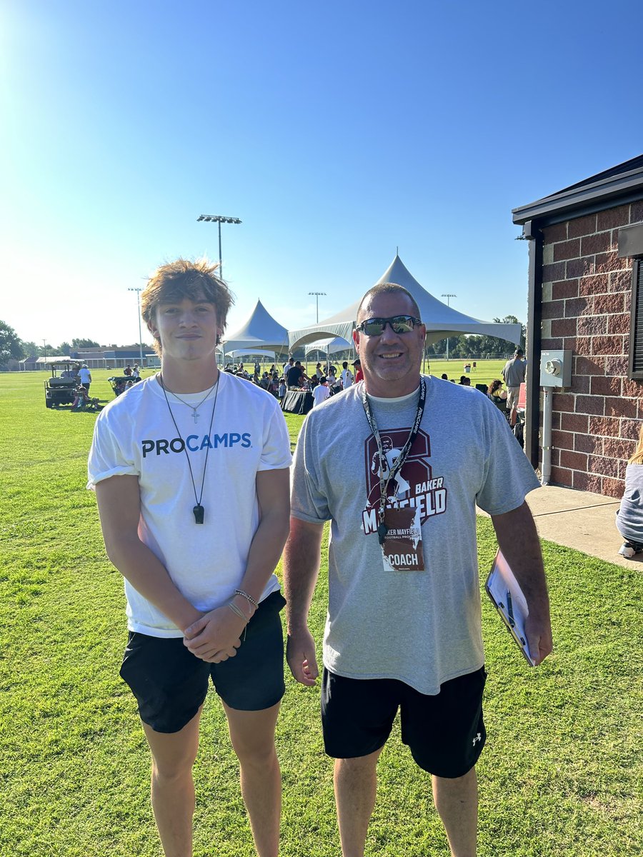RT @jhgage: Had a great time working the Baker Mayfield camp with @BarronGage2  #BOOMER #OUDNA https://t.co/6j9aij5JtD