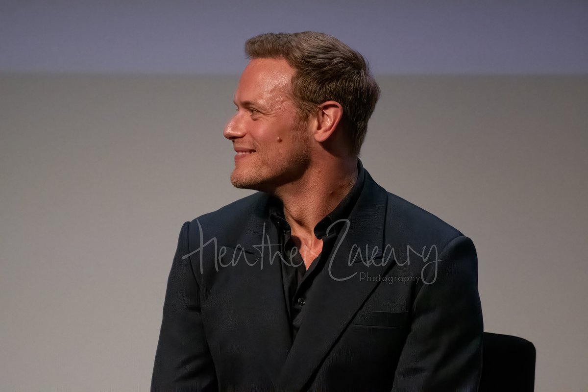 Just easing into the weekend with a little bit of Caitríona and Sam #tribeca2023 #Outlander #NYC Have a good weekend everyone!
