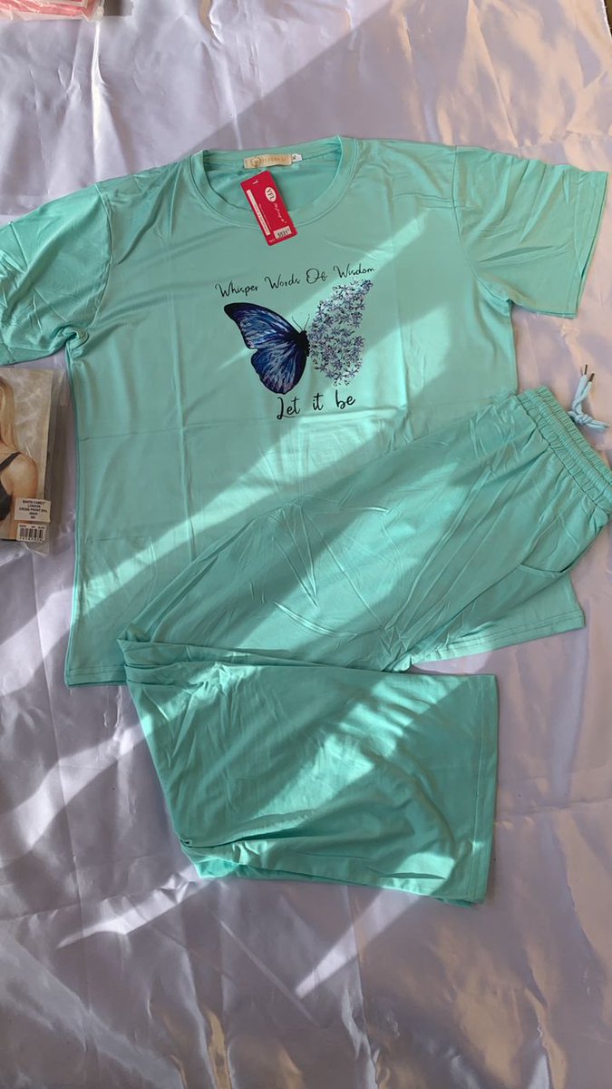 Slayingyetsaved's tweet photo. I say make I collect small thread sow this beautiful nightwear๐, availilable in various designs and colors
#Twitterandthreads
#Threads
#Twitter https://t.co/ZflNk9mSKW