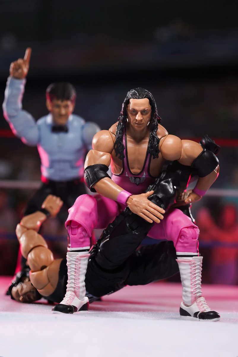 KingdomFigure's tweet photo. The Survivor Series💕
#wwe #brethart #toyart #displayart #prowrestling https://t.co/fBuV40Yx7g