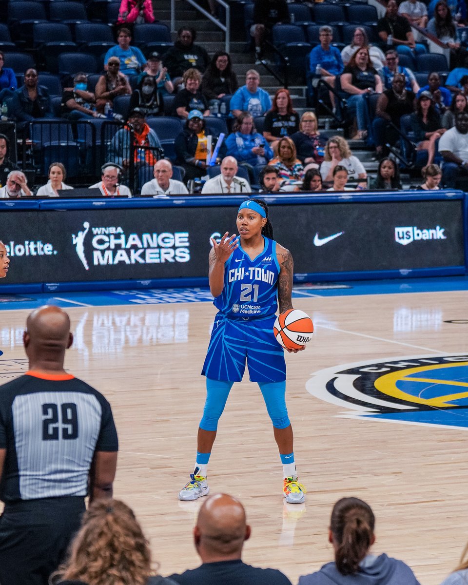 Chicago Sky tweet media