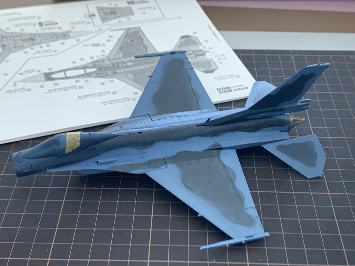 17_8301's tweet photo. ocean camouflage

This is the first time for me to paint model in camouflage

After some trial and error I found the best way is using blue tack mask

Finemolds 1/72 F-2A https://t.co/ATMyNxI7zk