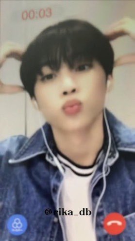 LWoo__4's tweet photo. 일본 영통만 가면 짱아기가 되어 나오는 선우🥰🥹 https://t.co/HvD9k0VUBf