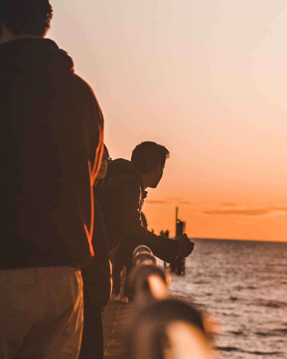 coraySKATE's tweet photo. @Lightroom It's currently winter where I am but here's my favourite shots from summer. Nothing beats a beach sunset https://t.co/u95mUkk1fi