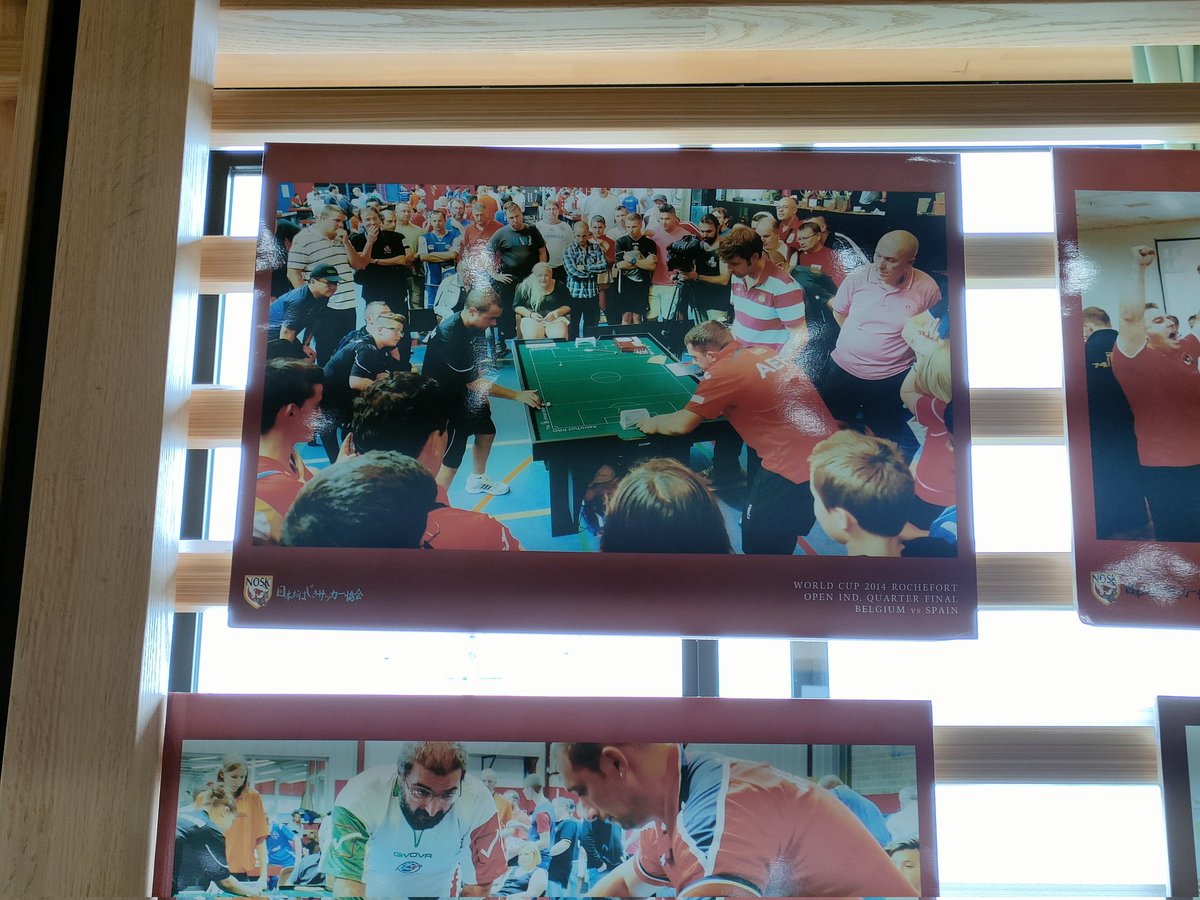 koji_shiwa's tweet image. 子どもから大人まで一緒に楽しめるおはじきサッカー。体力に自信がなくても大丈夫。小児がんと戦いながらプレイする選手もいます。日本では鴻井KENZOさんが海外に進出しながら人脈を築き普及に努めました。ご興味を持たれた方はぜひご連絡ください。おつなぎします。