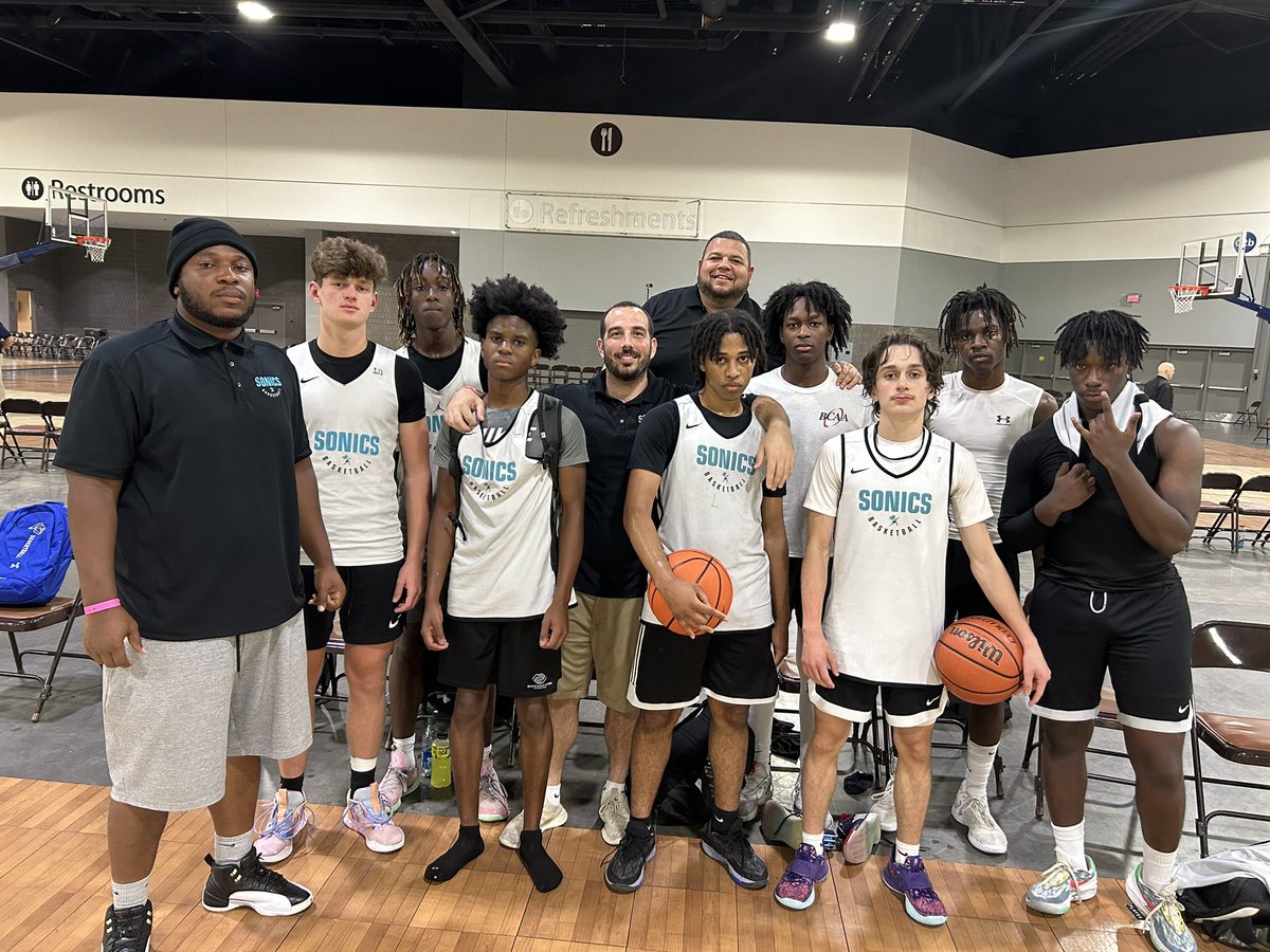 South Florida Sonics 🏝🏀 tweet media