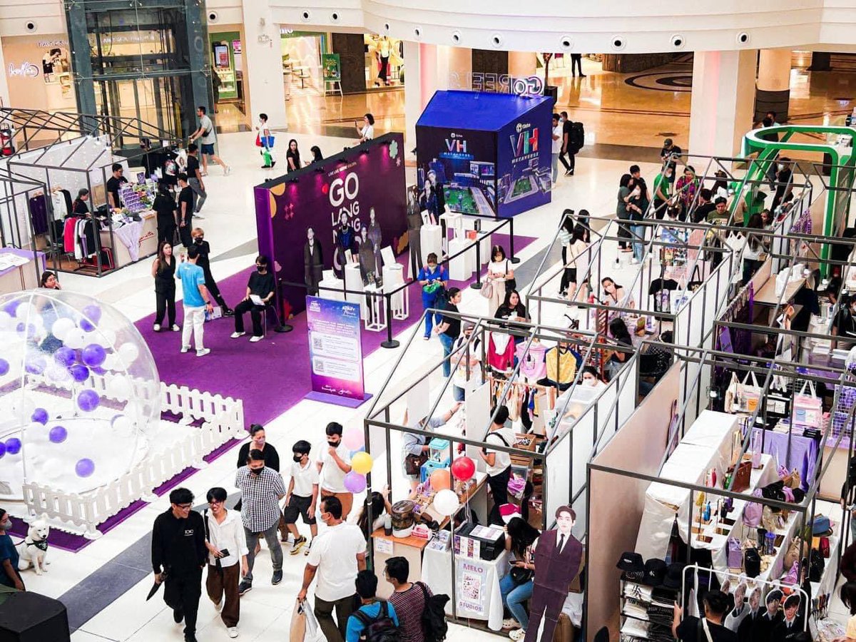 captivate_jimin's tweet image. [#ARMY10VEBTS DAY-1] 

If there&apos;s one thing we know about ARMYs, it&apos;s that we always show up for the boys. 💜 Thank you for celebrating the first day of ARMY Memoirs with us! 2 more days of fun! Tara sa Glorietta!

c. Kmmunity PH

#GlobeCelebratesARMYDay #GlobeKmmunityPH