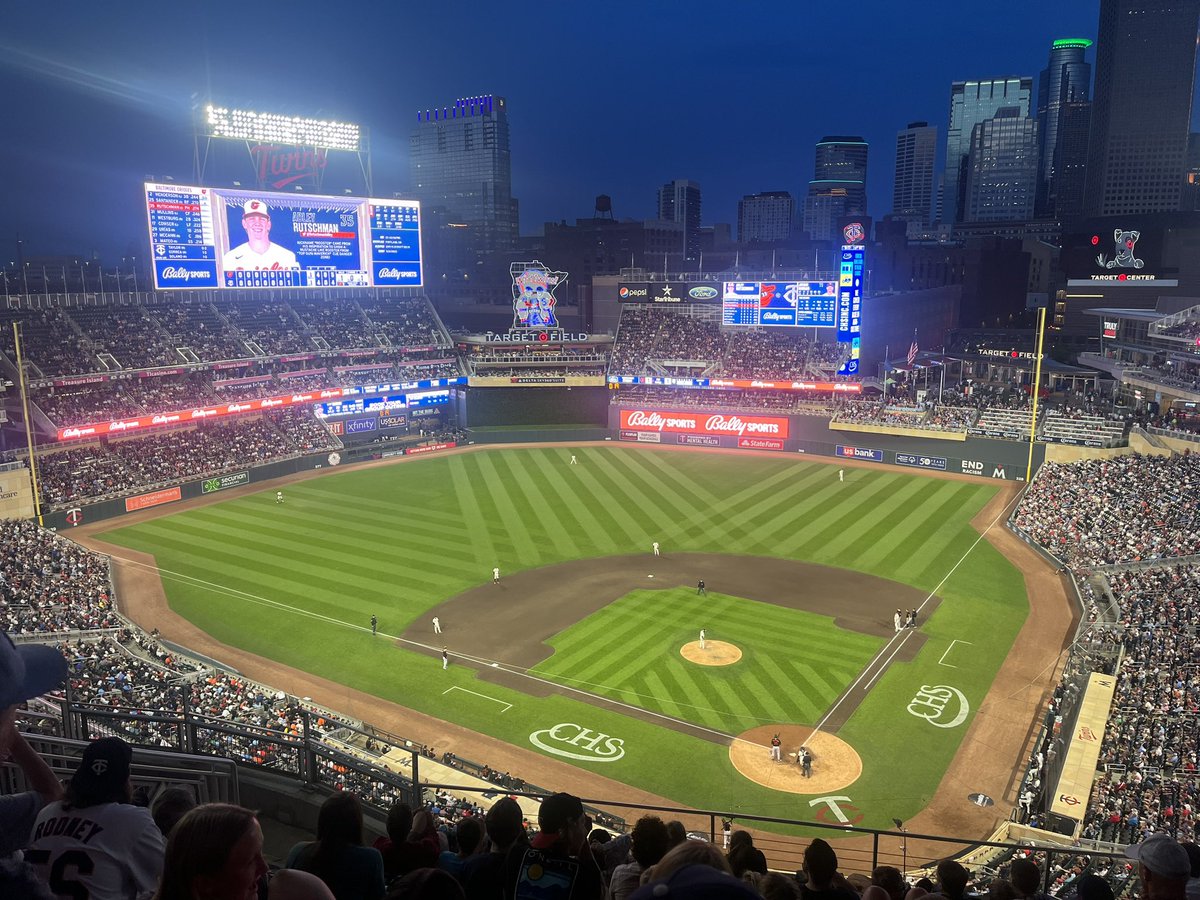 Thanks to our board and parents for allowing us to go to the <a href="/Twins/">Minnesota Twins</a> game tonight! At the end of the day hopefully our guys have a lot of memories together! #ENGLUE