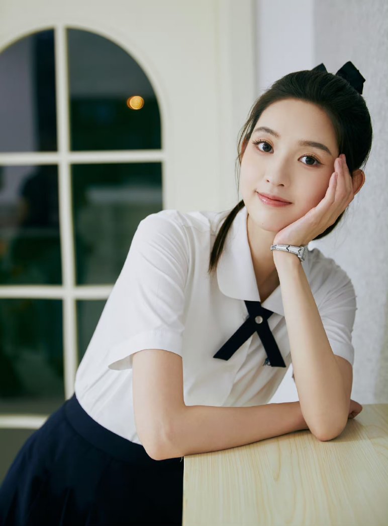 rosesandviolet_'s tweet photo. Wang Yuwen studio updated with #WangYuwen for #DetectivesAdventureS3 EP 11 https://t.co/GQ2quxHaF5
