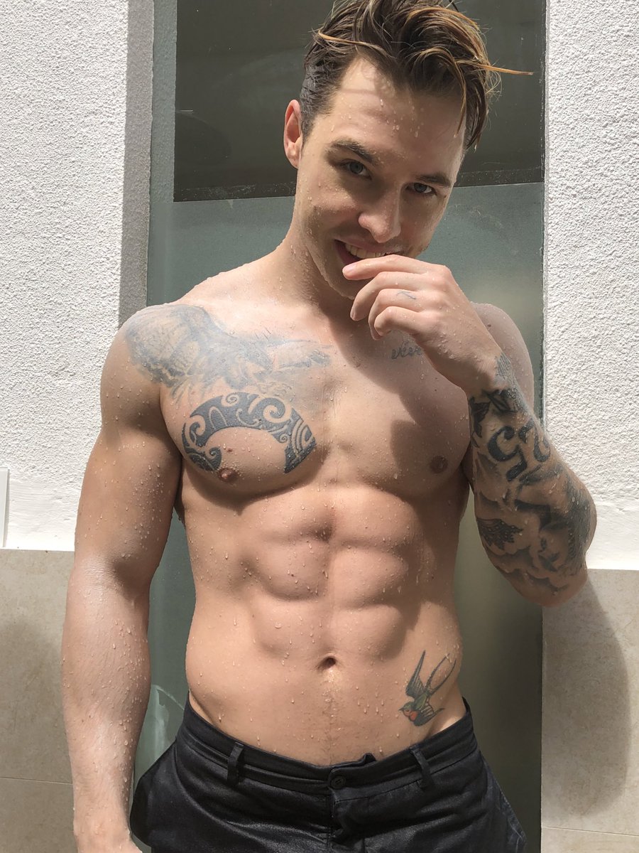 Very soon instagrammers will start realizing that no one is interested in hearing what they have to say

Instagram is for eyes
Twitter is for brains