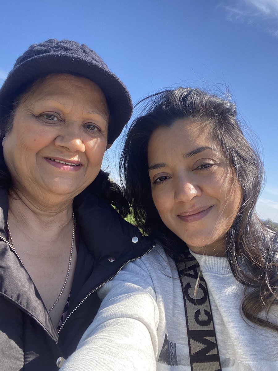 My mum’s favourite hat! ⁦<a href="/kchopra02/">Kiran</a>⁩ ⁦<a href="/BBCBreakfast/">BBC Breakfast</a>⁩