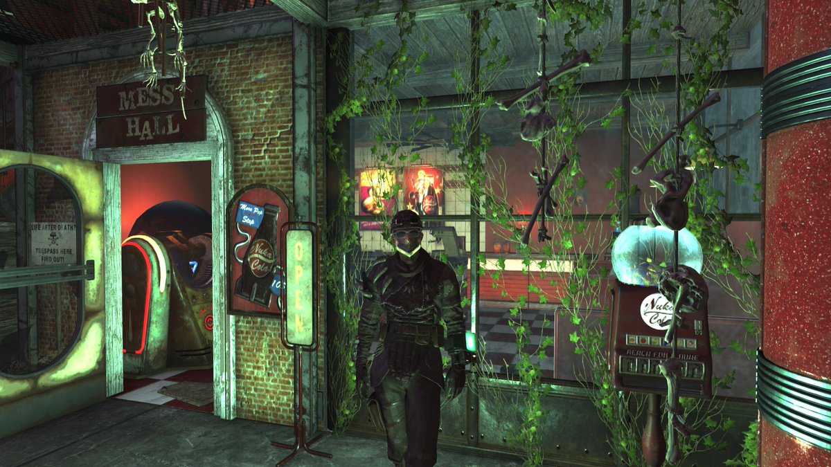 Get your lunch here, the no1 wasteland diner ran by <a href="/EJCook/">Emma Cook (writer and artist)</a> of #wastelandloonybin #Fallout76 #FO76