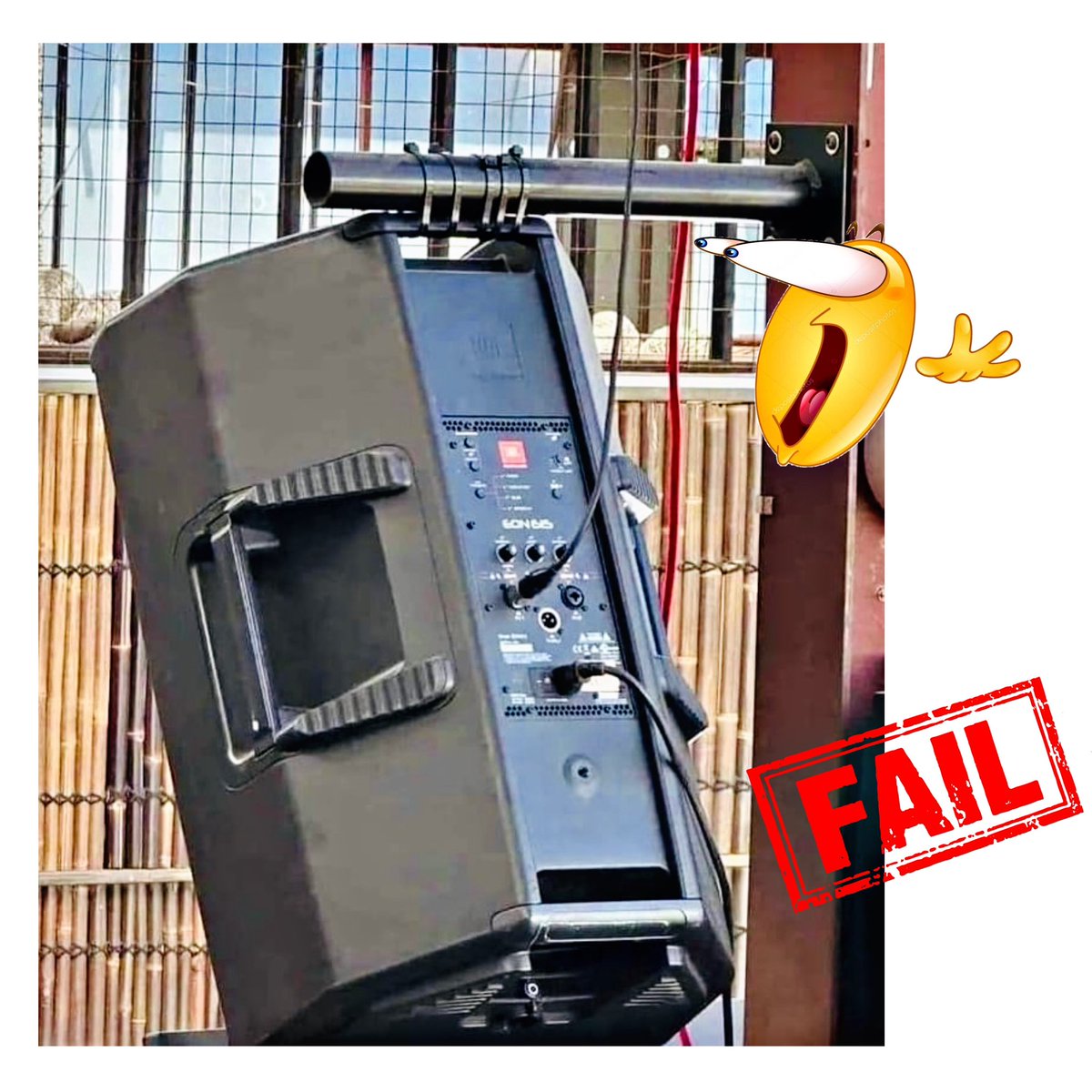tx3_av's tweet photo. Zo moet het dus niet…

#failure #fail #professionalaudiovisual #proav #safetyfirst https://t.co/nfNLhUCQYX