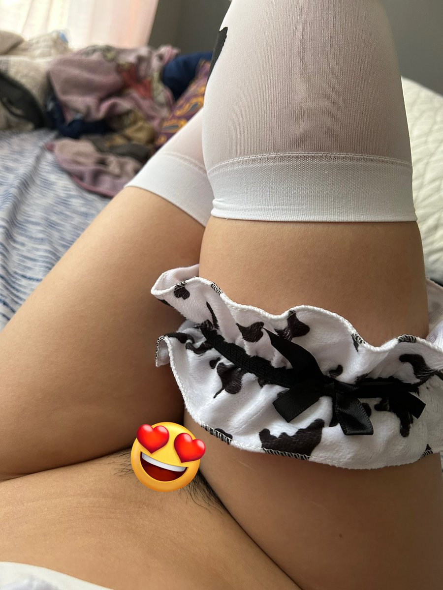 KonekoSukii_'s tweet photo. Like if you would let me squeeze you🥰 https://t.co/VKLE0Pa8mV