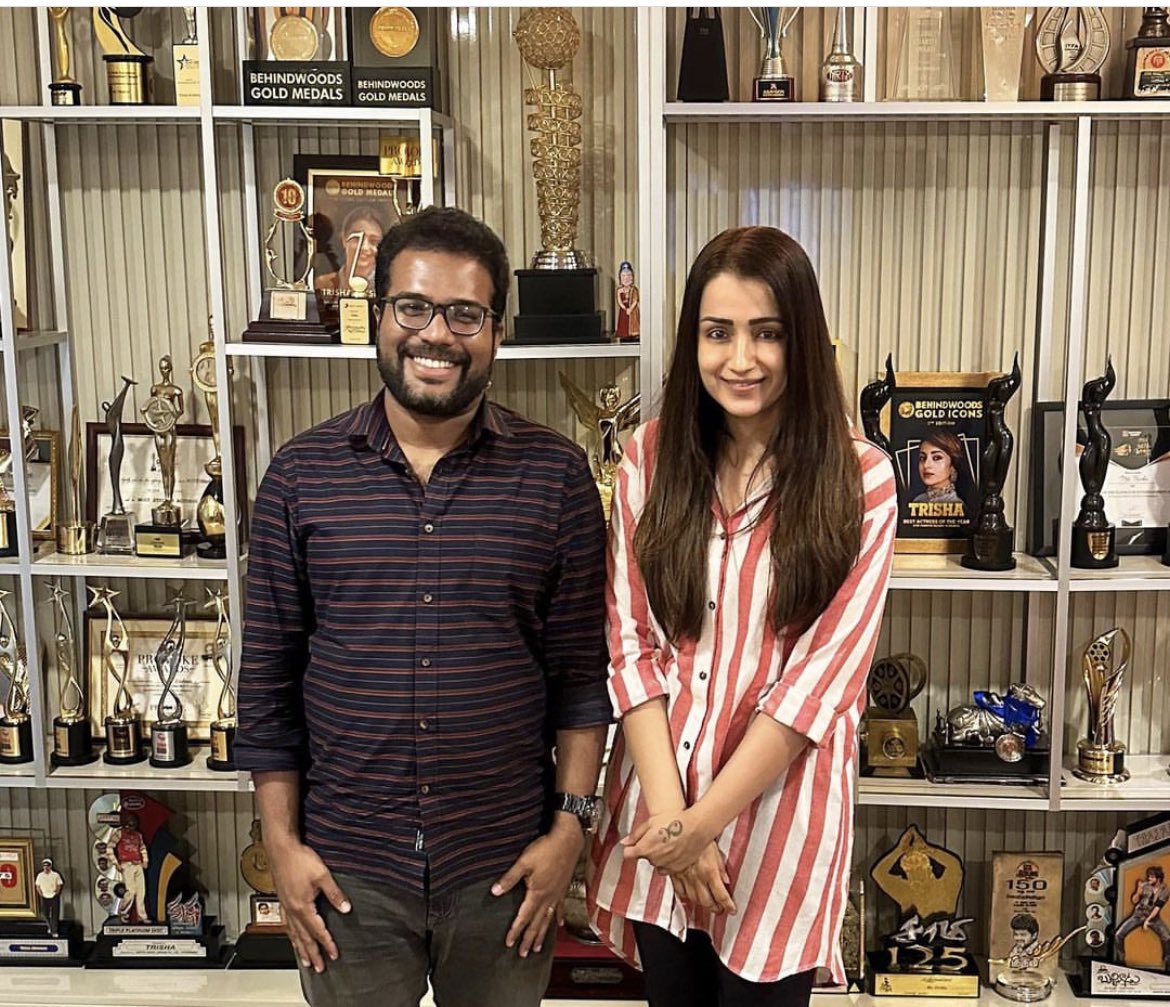 F0f1xs3X0AAcIoy?format=jpg&name=medium