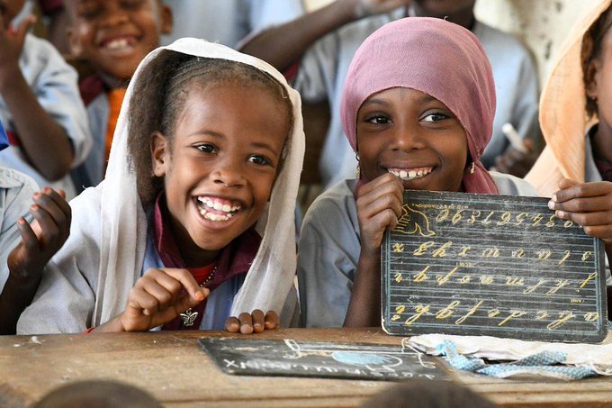 EduCannotWait's tweet image. 🛠️#ECW works closely w/governments to prioritize #QualityEducation in crisis contexts. Together with strategic partners, we work across the humanitarian-development-peace nexus to ensure no child is left behind. 

#EducationCannotWait for any child.

@UN #222MillionDreams✨📚