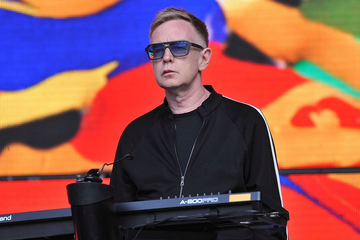 rockforlife1987's tweet photo. Happy Heavenly Birthday, Andy❣️Today, you would have been 6️⃣2️⃣ years❣️ RIP❣️ 🪽🫶🏻🤍 🥳🥰🎉🎈🎊♥️🌹☀️🎶🎹🎶 Never forget ❣️ (1961-2022) #AndyFletcher #DepecheMode @depechemode #HappyBirthdayAndyFletcher #EnjoyTheSilence #RIPAndyFletcher #DaveGahan #MartinGore
1961 -♾️ https://t.co/bkB0NbzT4l