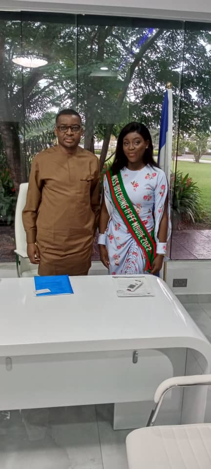 AliceEgorp's tweet photo. It is with great enthusiasm and a profound sense of purpose that Queen ALICE IGBAJI-EGORP  paid a visit to the DEPUTY GOVERNOR Cross River state.
The unwavering dedication and a vision for a brighter future of Mbube Nation was assured by the deputy governor HE @realPeterOdey https://t.co/eIAIe3Z8E5