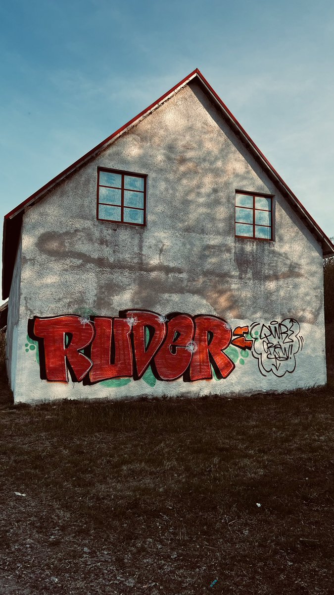 vslbrnv's tweet image. Graffiti 
#graffity #mobilephotography #spring2023 #streetphotography #ShotOniPhone