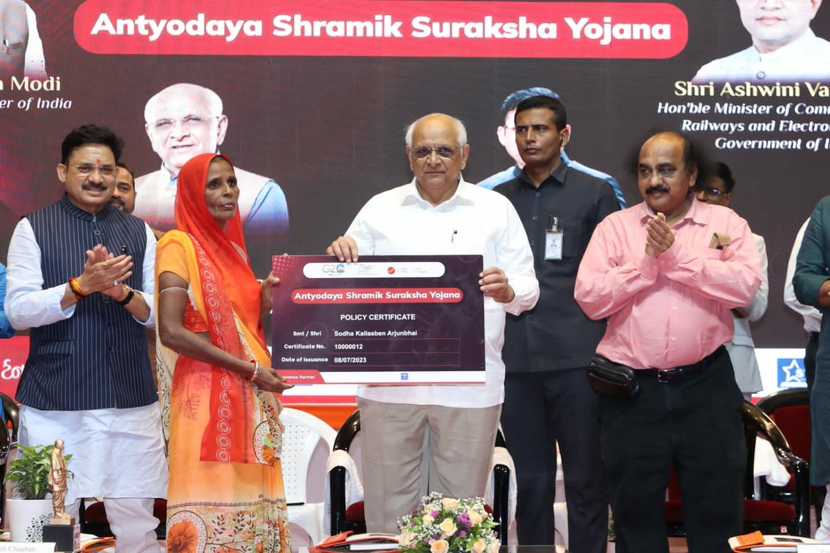 Pilot project of ‘Antyodaya Shramik Suraksha Yojana’ launched in Gujarat from Kheda