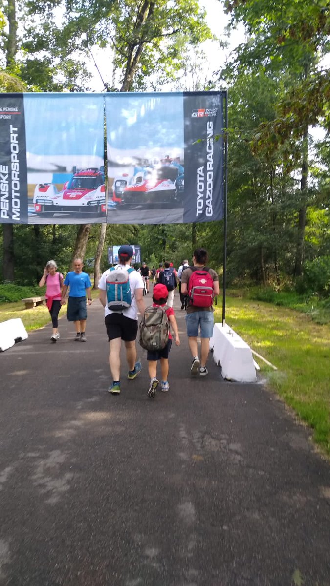 Corazondef1's tweet photo. #6HMonza
@Corazondef1 presente en Monza, ingresando al circuito y la bandera de cada uno de nuestro 4 representantes @pechito37 @eguerrieriok @NicoVarrone #LuisPCompanc https://t.co/9IKGlqfi8N