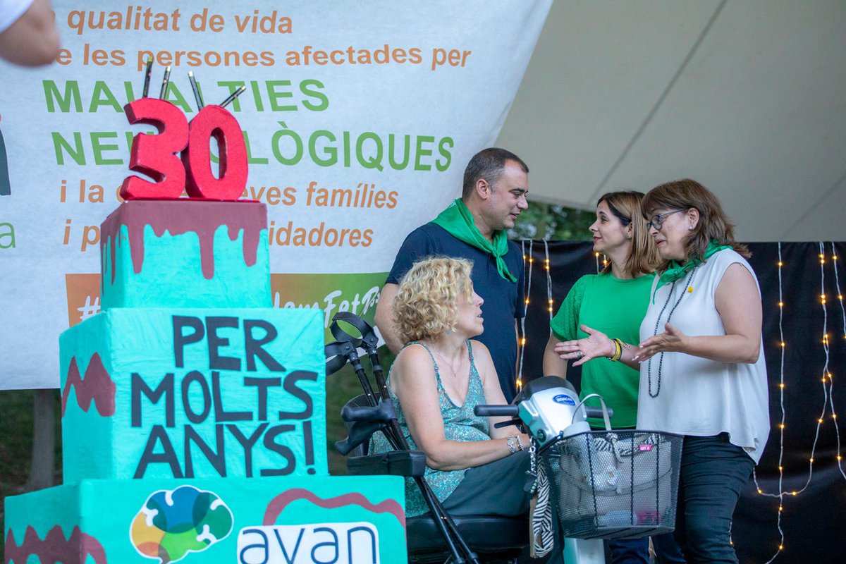 mlluisvall's tweet photo. 🎂Gran Festa del 3️⃣0️⃣è aniversari d’@avanamics a #Terrassa 

30 anys de molt bona feina al servei de les persones afectades per malalties neurològiques i les seves famílies

30 anys dedicats a la millora de la seva qualitat de vida

Gràcies i per molts anys !

#FestAvan 🎉 https://t.co/lUWWqKWw2E
