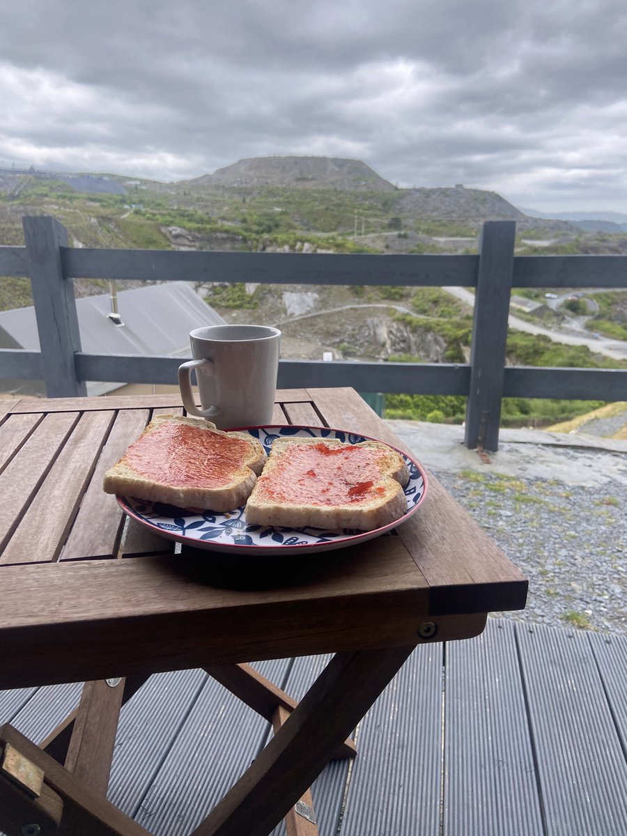 BOLHS_Cymraeg's tweet image. Brecwast Perffaith ☕️ #taithogymru #coffi #brecwast #breakfast #wales #cymru