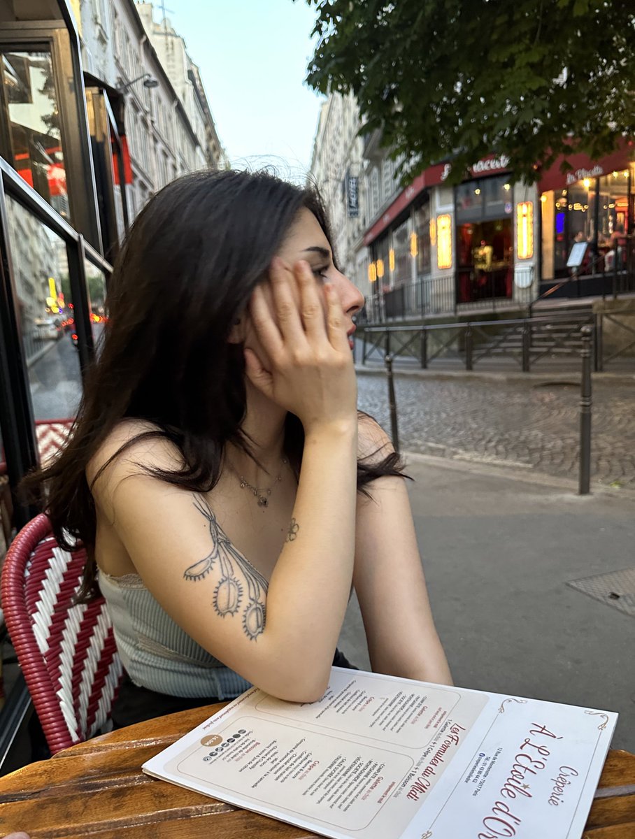 SedyTo's tweet image. Am in 🇫🇷! if anyone wants to meet me at #TwitchConParis #twitch lmk~ 💗