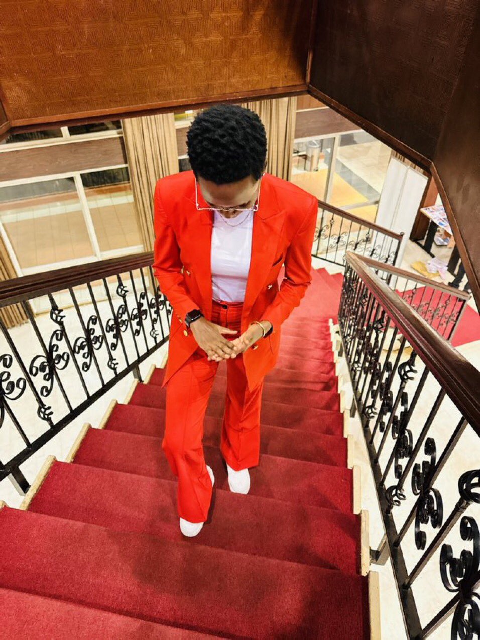 Campus Night Chat 🥂 on Twitter "Guess the Artist and win 100k https