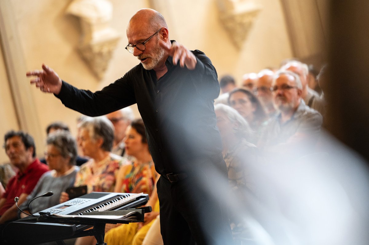 [Chants libres] Retour en images sur Chants libres en Occitanie ⏮️

Pour Chants libres, le <a href="/choeur_elements/">Choeur les éléments</a> a proposé une programmation inédite, comprenant moments musicaux, concerts et masterclasses, répartie sur le territoire d’Occitanie. ✨

#chantslibres2023