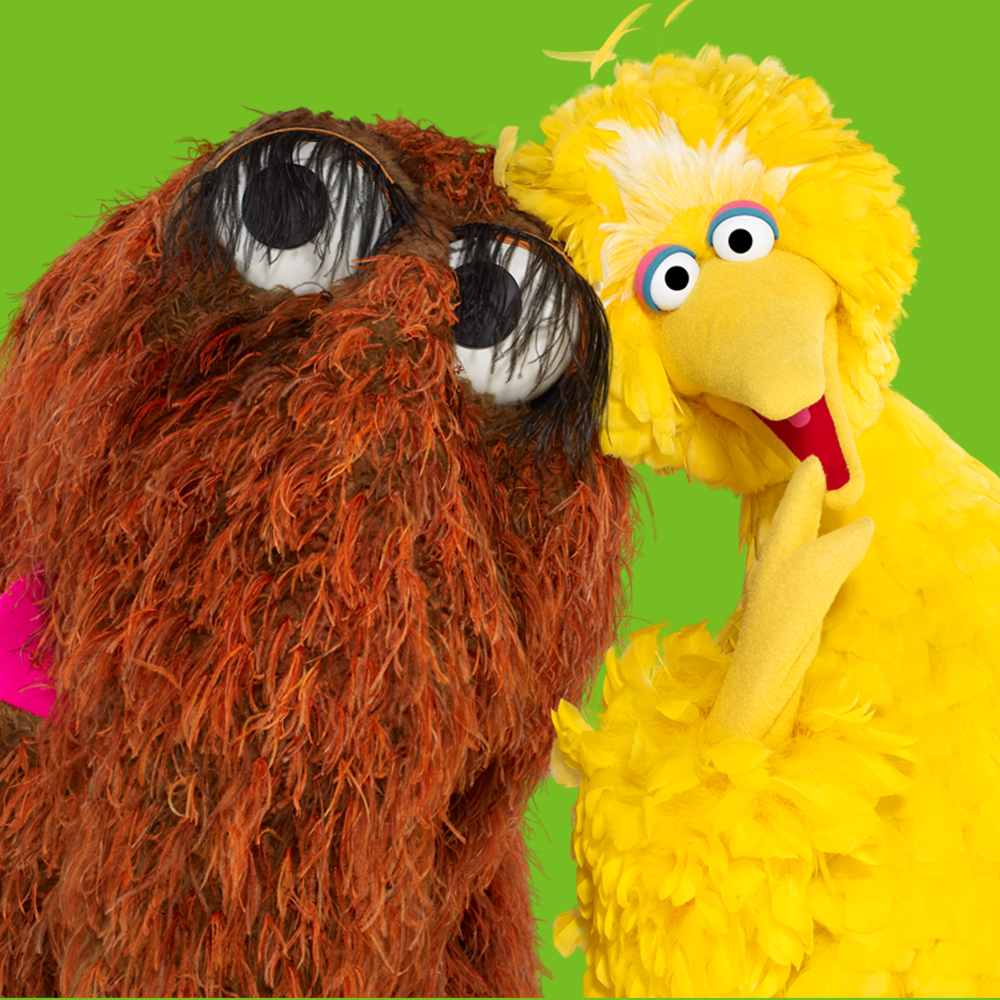 sesamestreet's tweet photo. This #SelfCareSunday, remind your BFF you love them! 💛 https://t.co/Buv5qgSEd5