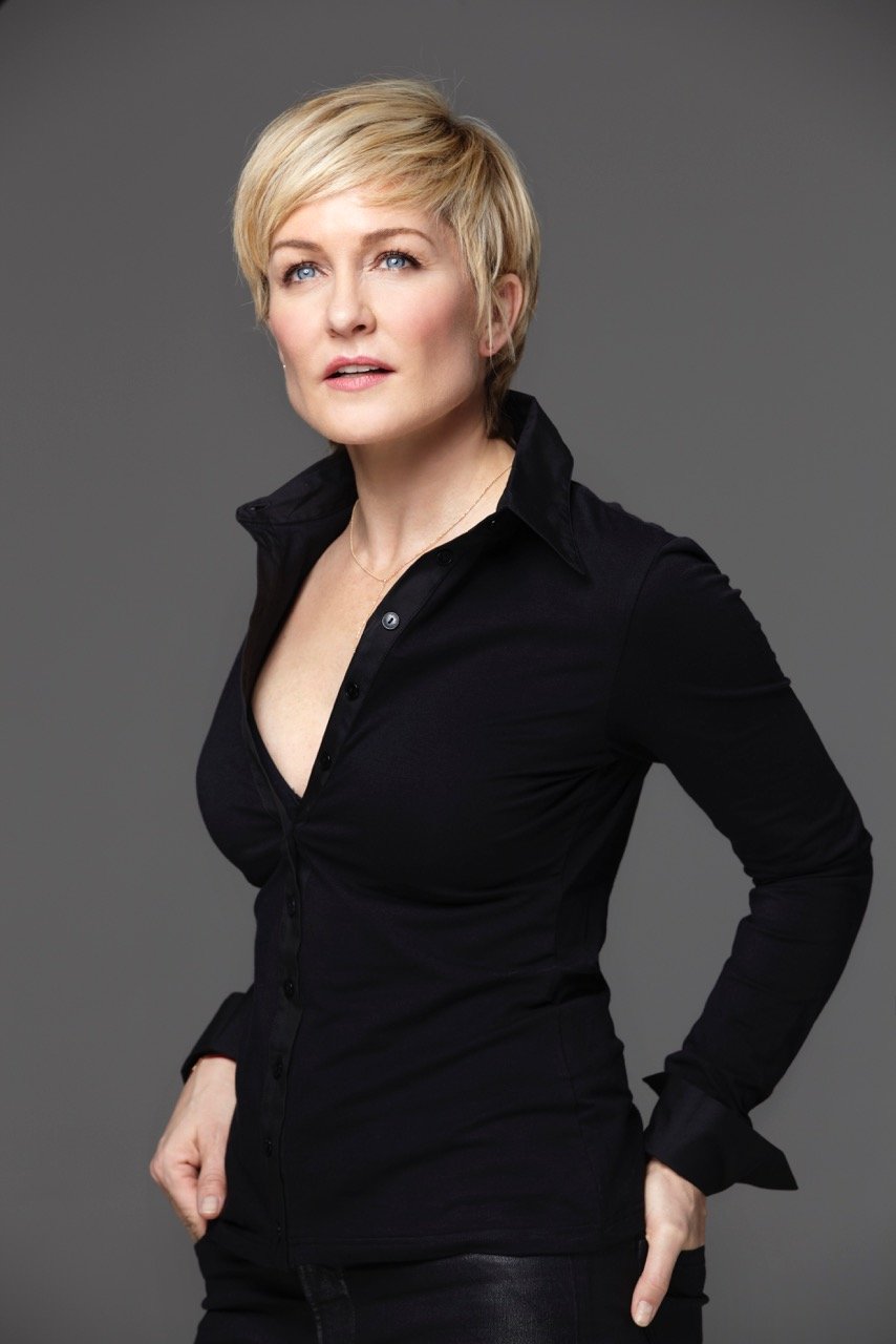  Happy Birthday Amy Carlson      