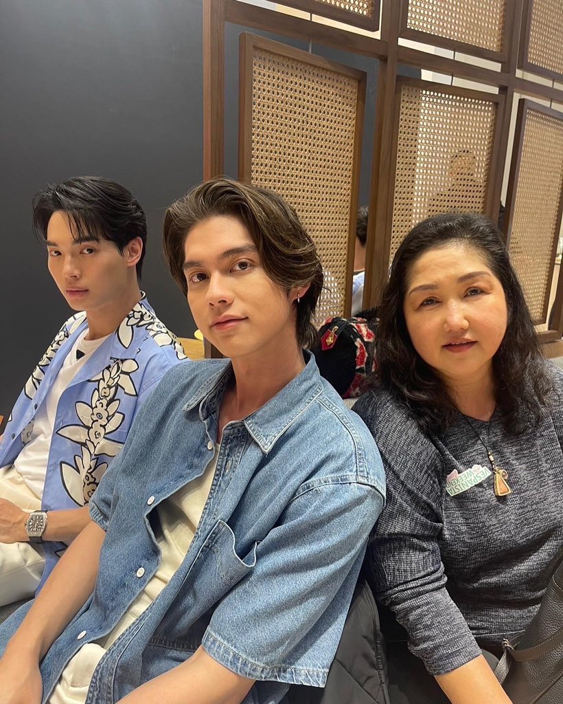 __opywpy__'s tweet photo. 😭😭😭
📌 https://t.co/9xzsHdz3F8
cr. mombbrightvc 

#ไบร์ทวิน #bbrightvc #winmetawin https://t.co/TrPCSlMNeo