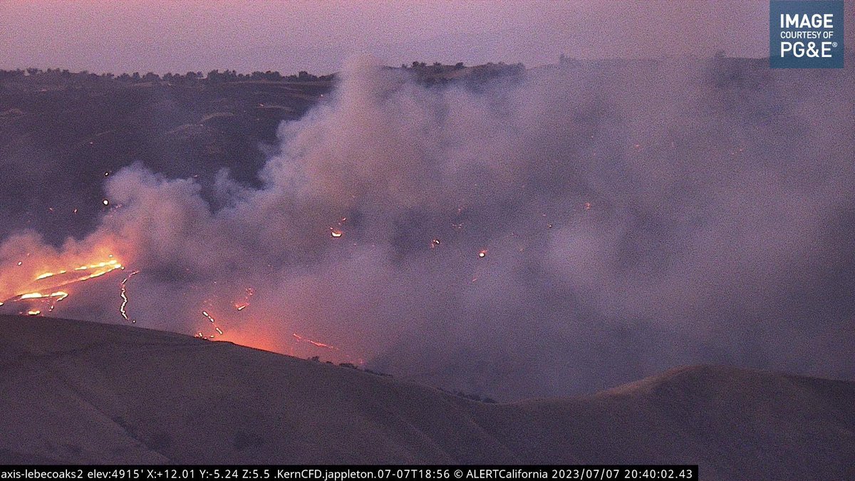 DanielFireTruck's tweet image. #DistrictFire Here’s a view of the fire this evening.
All Aircraft is off the fire.