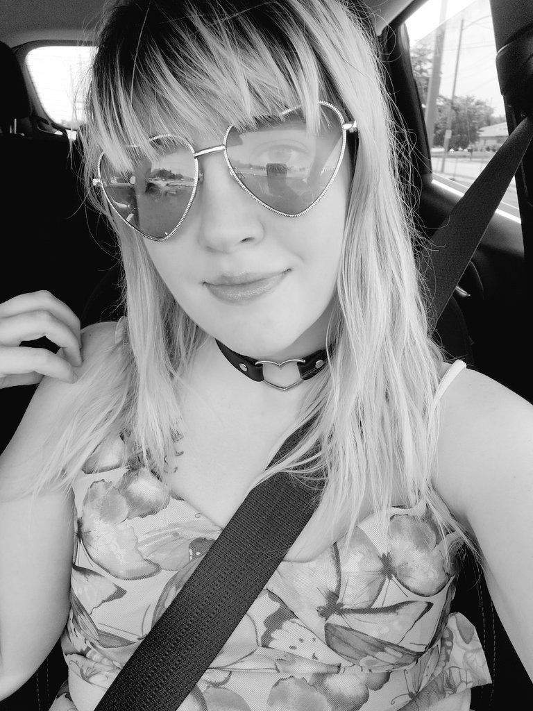 anxietygirl1990's tweet photo. I'm feeling a bit sad for reasons I can't even share ♡ I just suck at speaking up when I want something or just don't think I'm good enough. I'll get there one day. I'm un learning alot of toxic stuff. I'm not always successful ♡ just gotta deal with the consequences ♡ https://t.co/emhr4O16kA