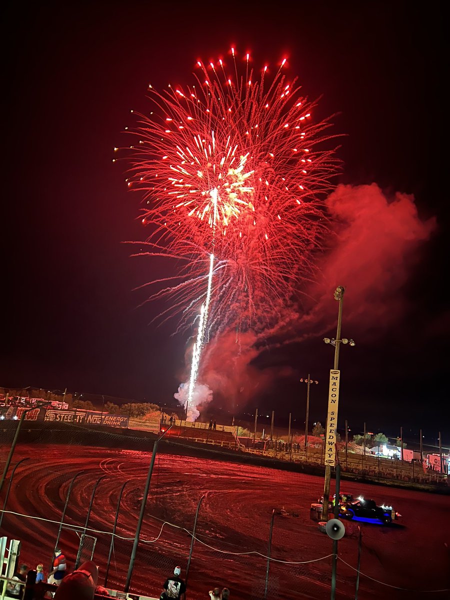 Happy new year <a href="/maconspeedway/">Macon Speedway</a> <a href="/Sierd_54/">Sierd de Vries</a>