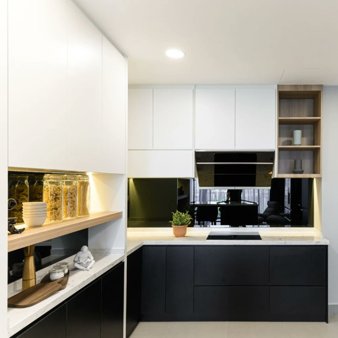 rekatonedotcom's tweet photo. This semi-D with Less than 1,000 sqft 🏠 in Mont Kiara, KL has placed a combination of Modern designs as the entire look for the space👍

Design, build, and furniture were included in project services.

Our PROS: INTERIOR HUNTERS SDN BHD https://t.co/fjwt6o0bn0