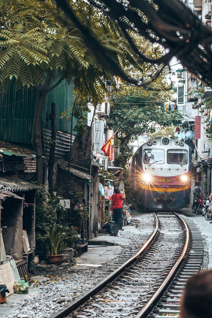 VieJoyTravel's tweet photo. Hanoi is a city that blends nostalgia & modernity. As the capital of #Vietnam, it features old streets with remnants of the past, bustling #LongBien Bridge, narrow railway tracks & moss-covered corners. All of these elements contribute to the enchanting & dreamy allure of #Hanoi https://t.co/183jKGDALr