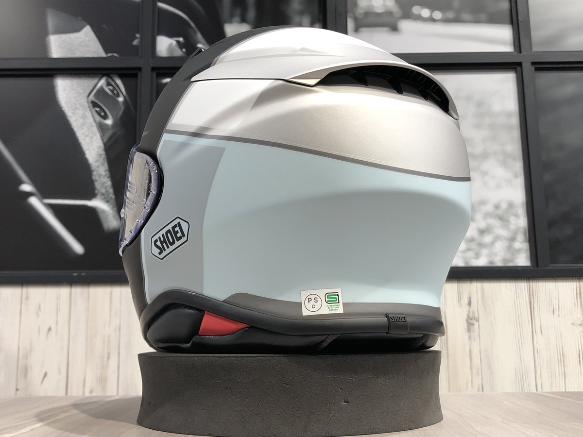 こちらのSHOEI Z-8
なんとライコランドとSHOEIの
オリジナルコラボカラーなんです‼
マットな
黒と水色のコントラストが
綺麗ですね🌟

数に限り在りますので
お問い合わせ頂ければと思います

お待ちしております❣

#SHOEI
#ヘルメット
#バイク大好き
#バイク好きと繋がりたい 
#SEED岡崎SPROUT