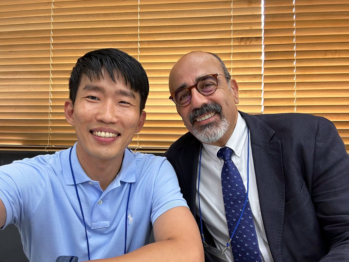 ttmik's tweet photo. 튀르키예에서 오신 M. Ertan Gökmen 교수님을 만났습니다 : ) 반갑습니다! @ProfErtanGOKMEN https://t.co/B6qdJCwNXB