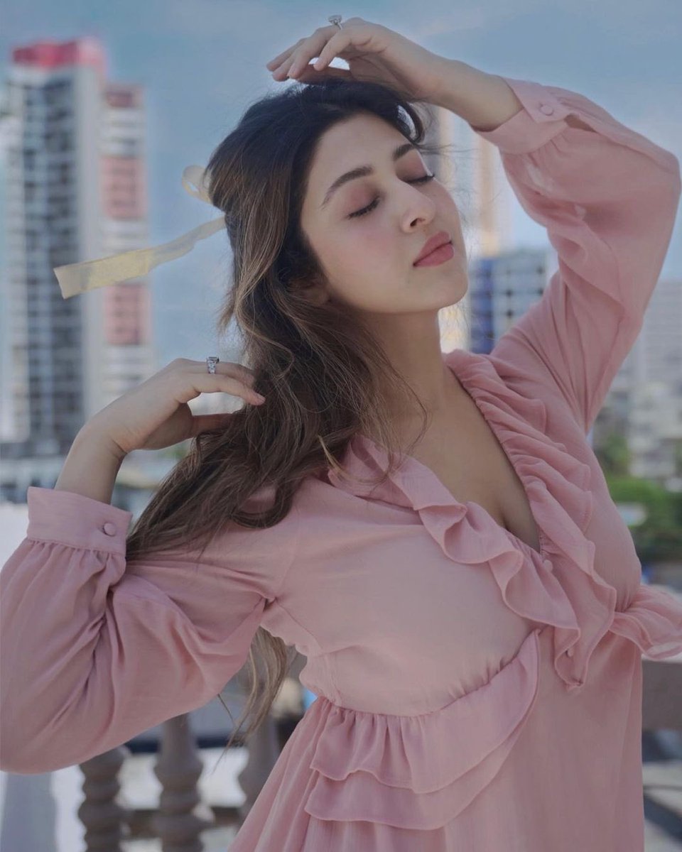 CutenessMania's tweet photo. #sonarika https://t.co/ljEsrCjwzz