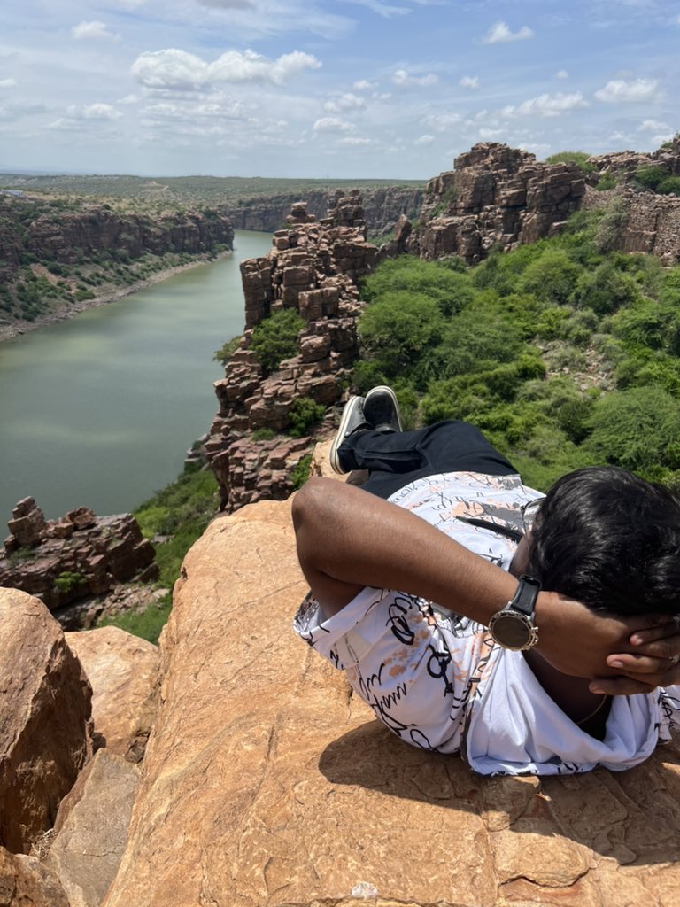 kurmatejendra's tweet photo. https://t.co/EMUSlW6h8M