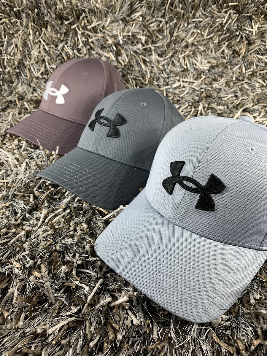looktrendy's tweet photo. Under Armour https://t.co/aOuXLk40ie