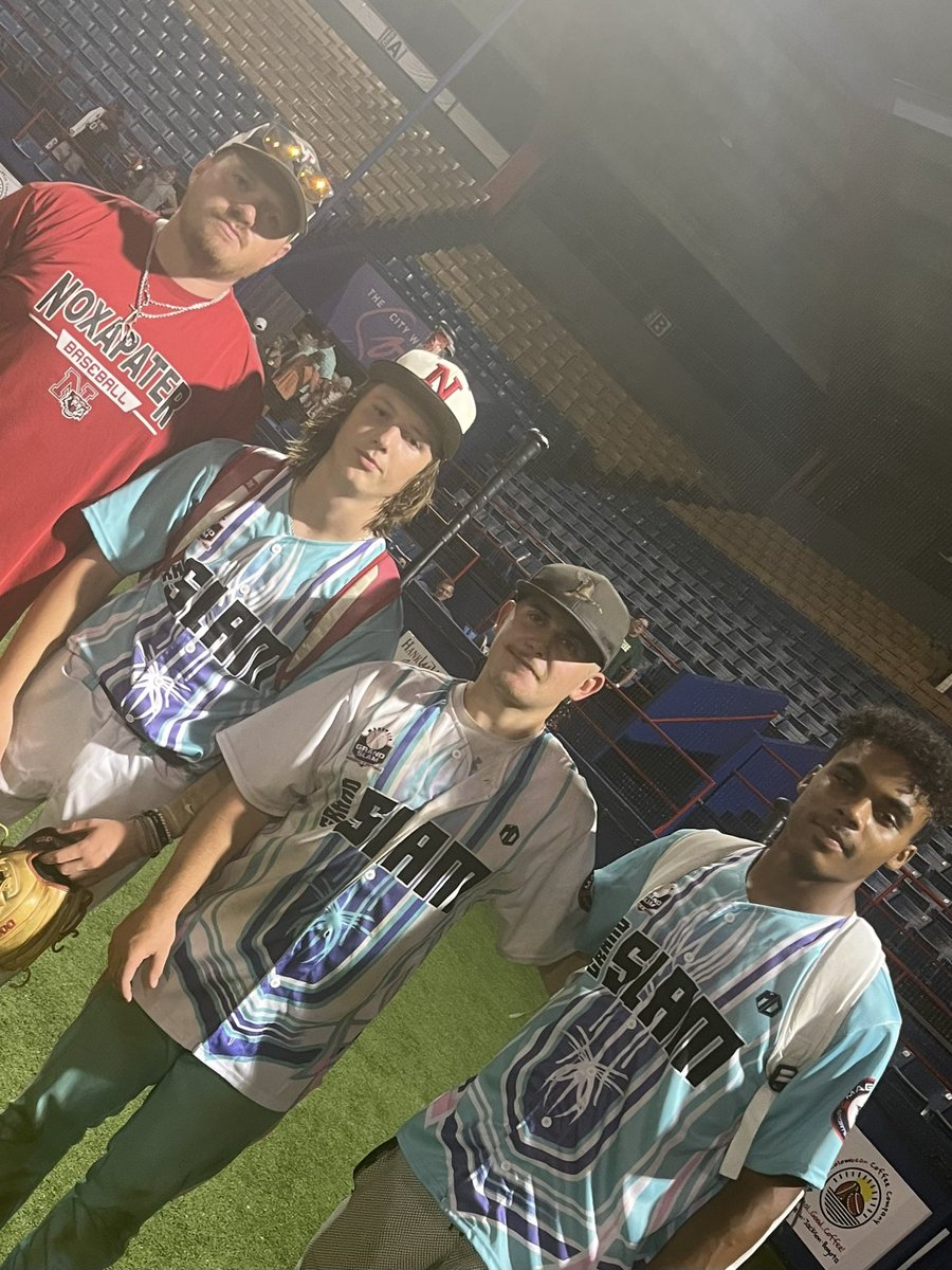 Zach Kemp tweet media