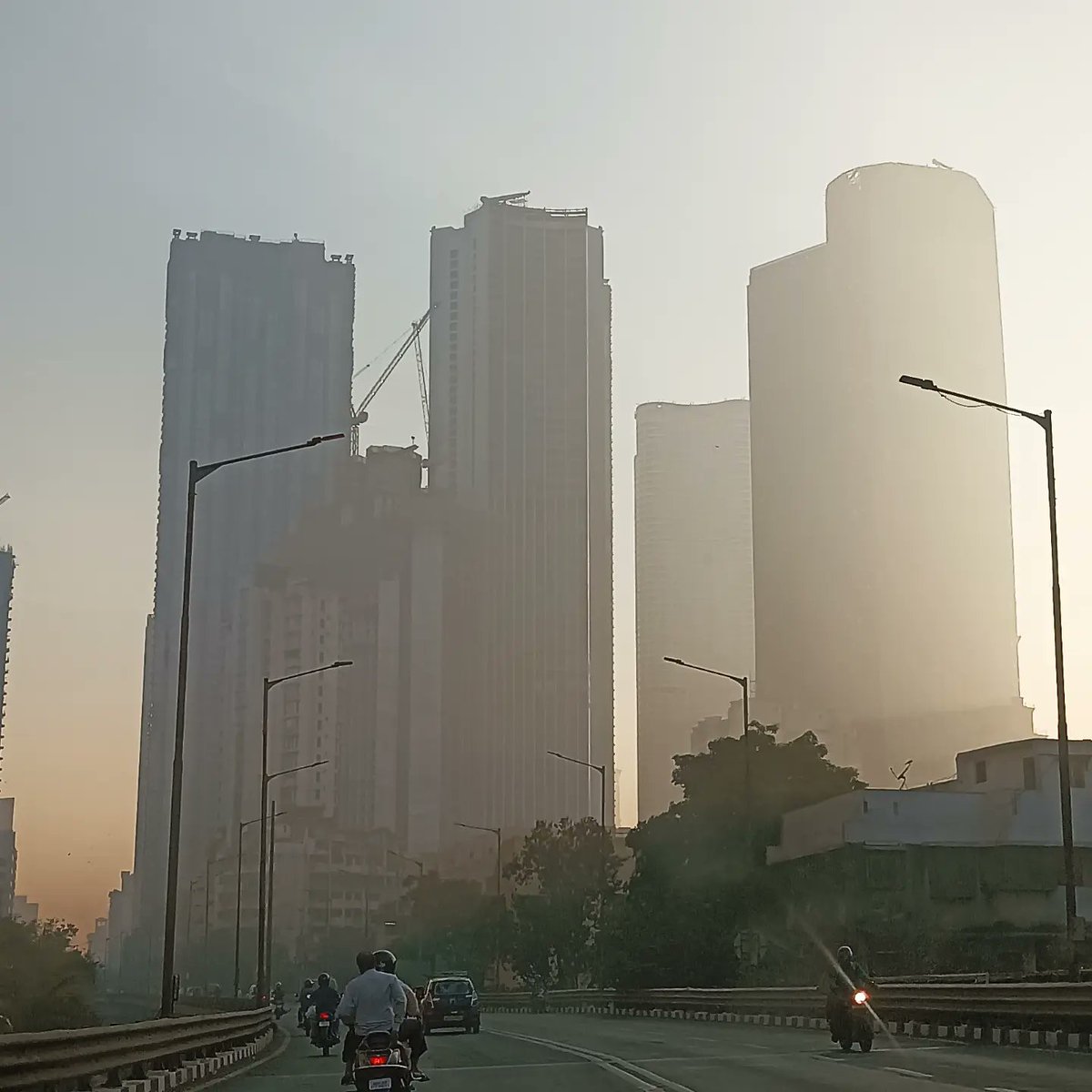SohamDuttaRoy4's tweet photo. POV: You are in love with Mumbai skyline
#Mumbai #amchi #India https://t.co/eVmT1zahzs