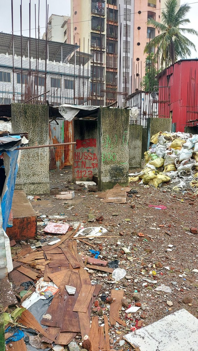 shaneilahi's tweet image. Cts608 &amp;amp; 668 #Sraproject lying from last 25yrs corrupt builder #Abusolanki &amp;amp; #Shahpoorjipalonji at behramngr phoolGali,hingaGali was affected tennats still waiting for justice @narendramodi &amp;amp; @Dev_Fadnavis plz intervien in the said case this was 500crores of scam @CMOMaharashtra