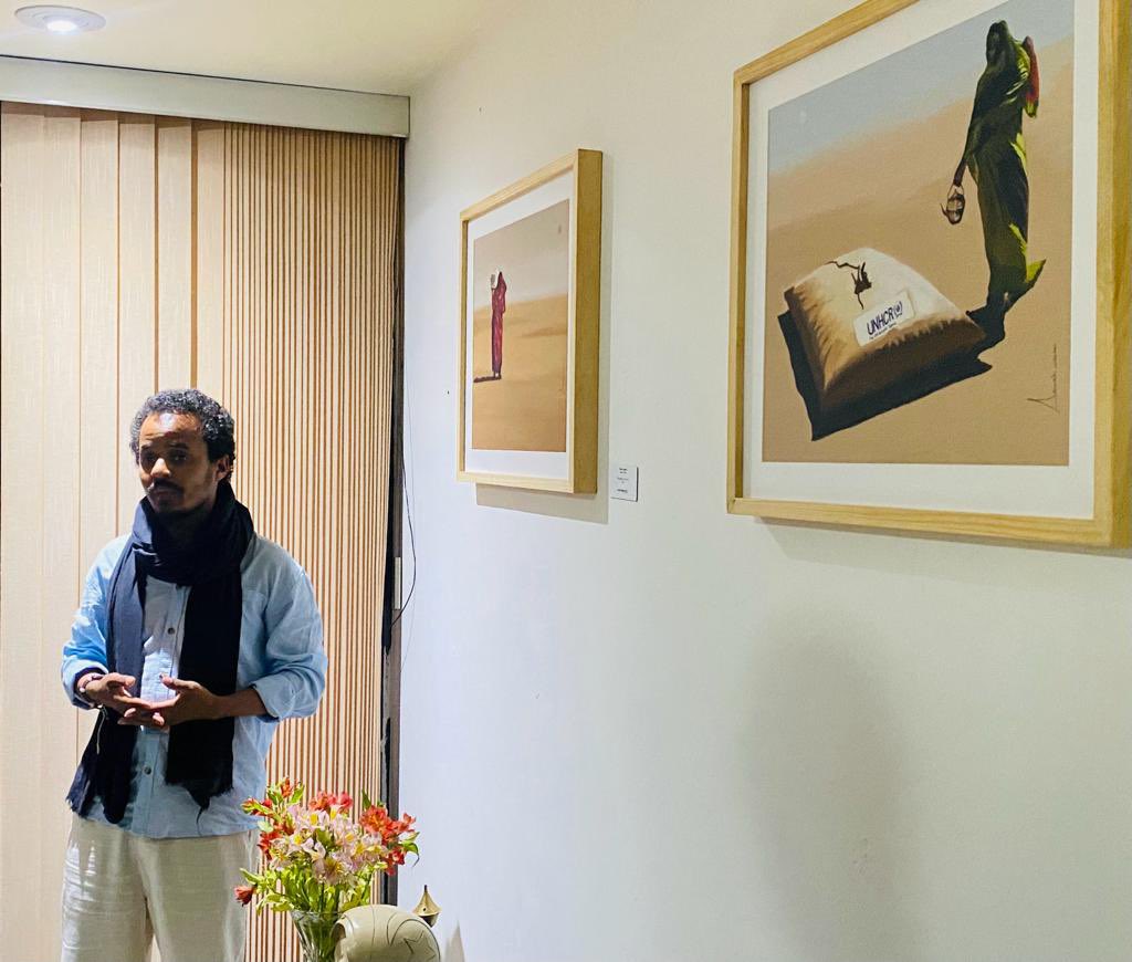 MojtarLebuehi's tweet photo. Tuve el inmenso placer de inaugurar en la sede de la Embajada de la Rep. Árabe Saharaui Democrática en México la exposición “memorias de un exiliado Saharaui” del pintor Walad awah que versa sobre la realidad de la mujer Saharaui. Gracias Walad. @EmbSaharauiMx @Rasd_TVOficial https://t.co/enoQAi67gV