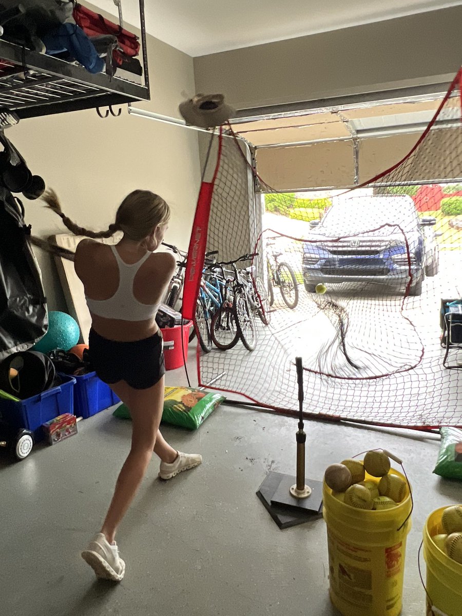 shanecurtis75's tweet photo. It has been a long road for this girl. If you know her you know what kind of competitor she is. gamer, team mate and go getter she is. Yesterday she was released to begin throwing and hitting again. So today, we were back at it just like when she was 8. #letsgo8 https://t.co/2aThBmMXIm