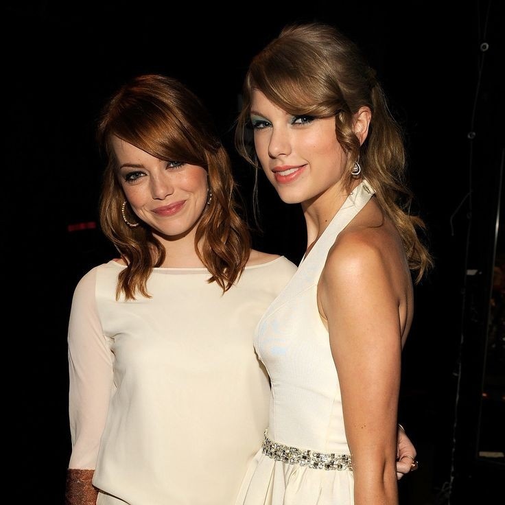 beepopofc's tweet photo. CONFIRMOU O OLD! Taylor Swift disse que "When Emma Falls in Love" é sobre uma de suas melhores amigas (Emma Stone). https://t.co/JDIc8qttD1